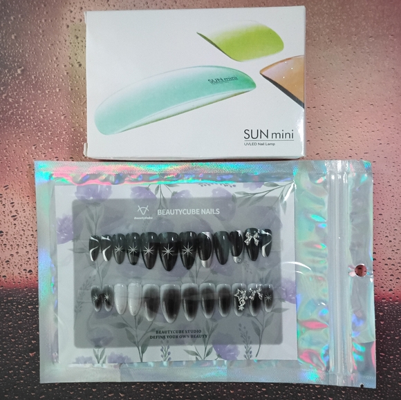 Beautycube Other - Beautycube Press On Nails And UV Nail Lamp
